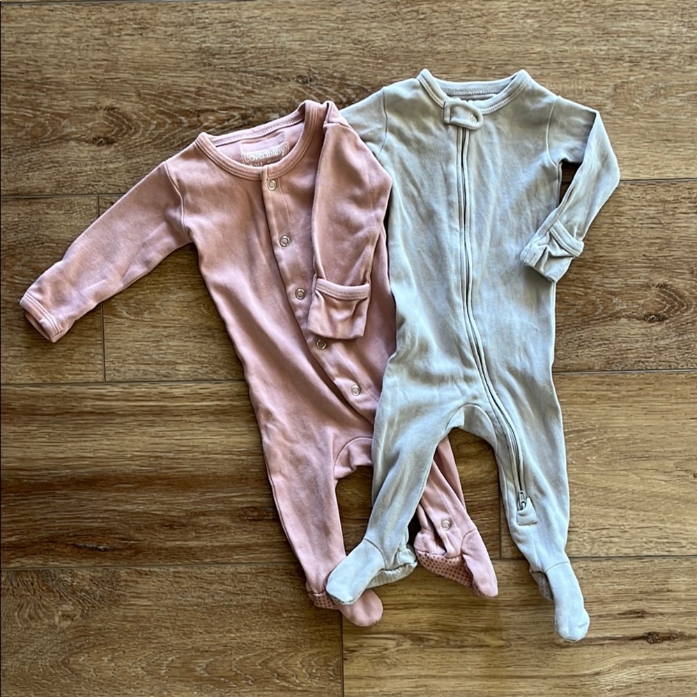 L’oved Baby Footie Sleepers, set of two